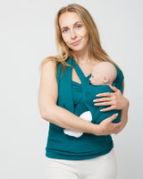 Cami de peau à peau couleur jade pour jumeaux, un seul bébé à l'intérieur.